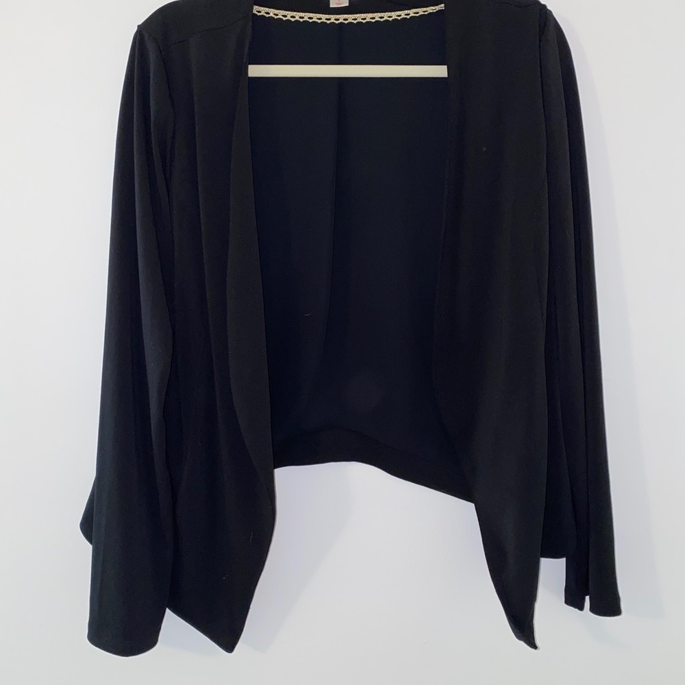 Black Feminine Blazer